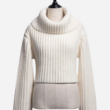 Turtleneck straight sleeve sweater