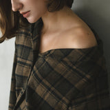 One-shoulder shirt